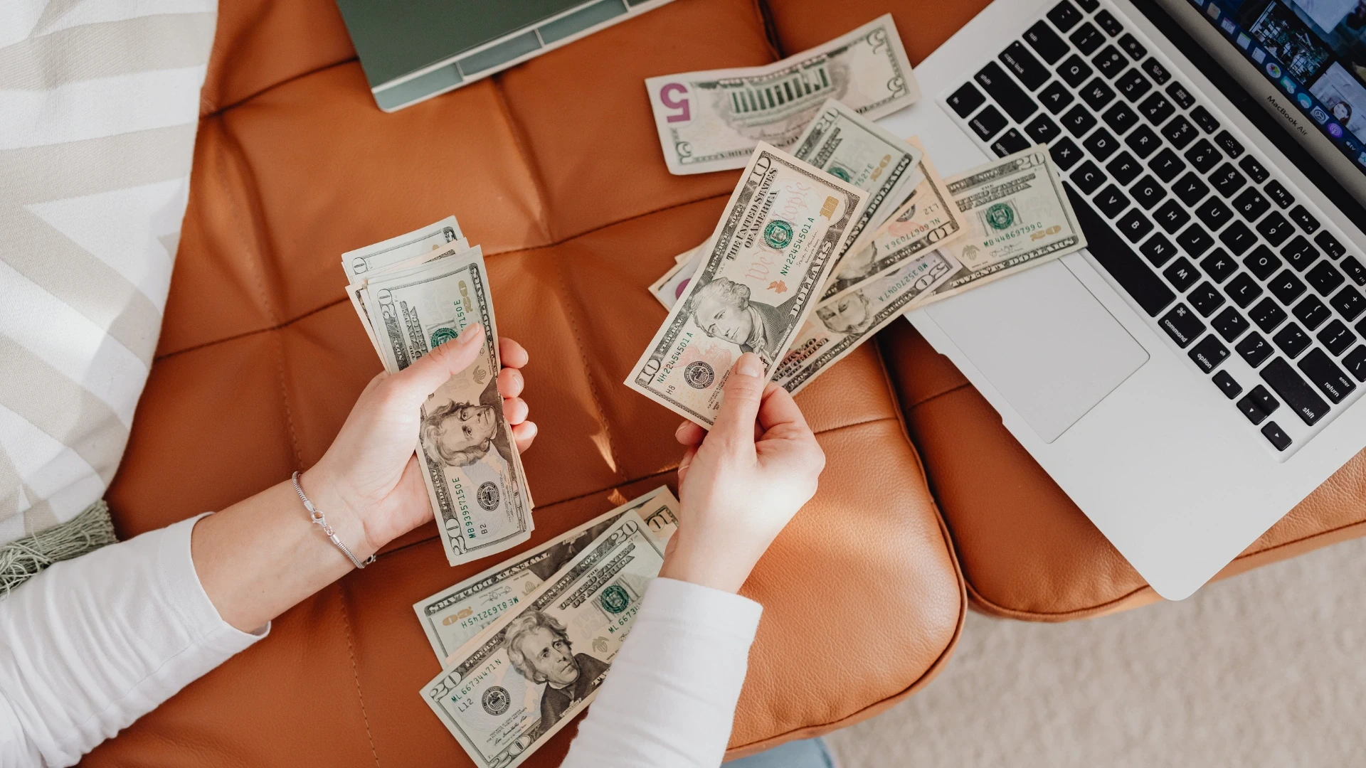 E-commerce startup cost and funding in 2026