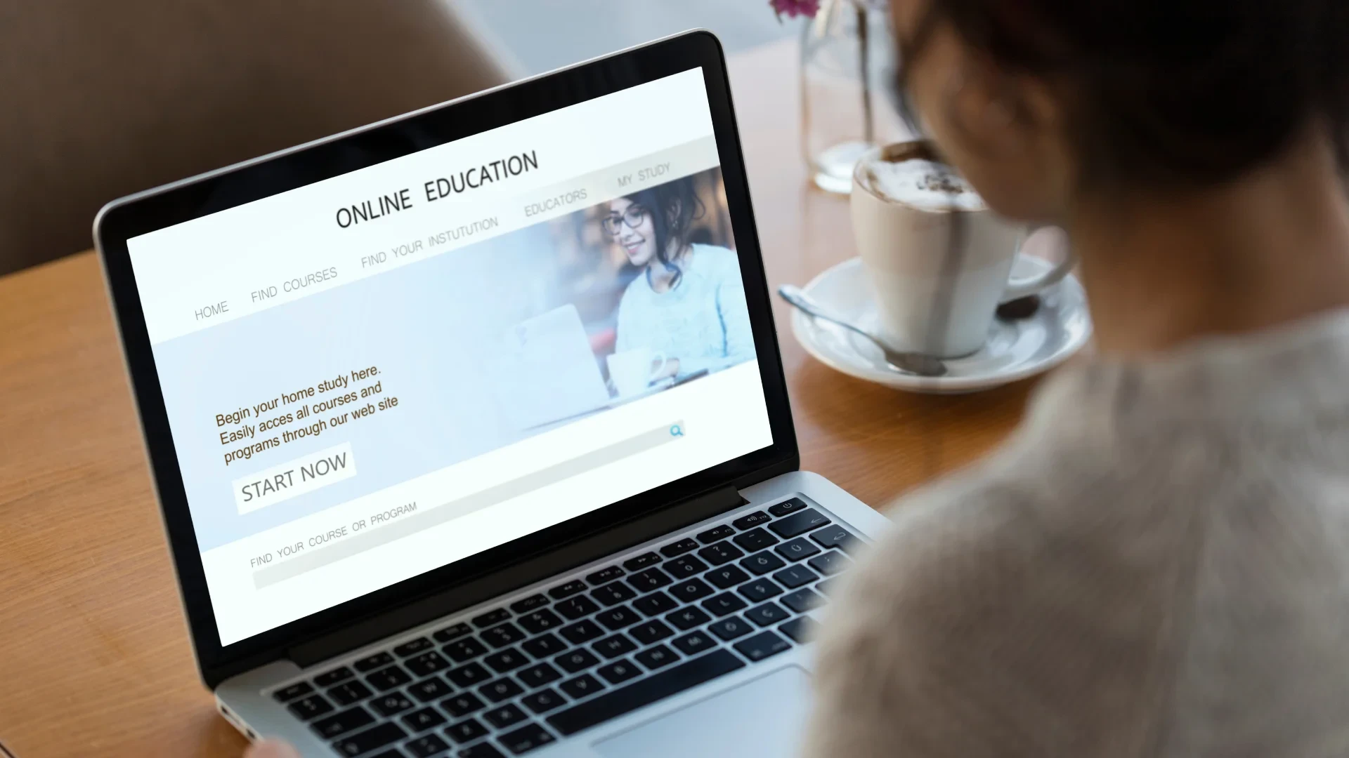 What are the types of web apps based on their functions?